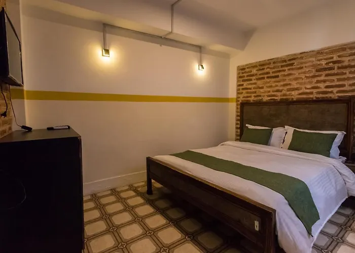 Bed & Breakfast Shiraj B&B